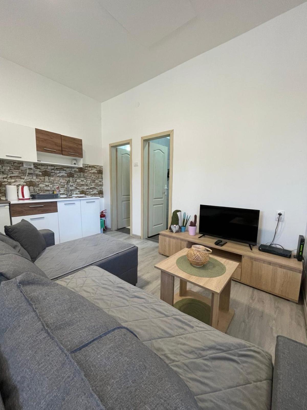 Apartman Arthur Кикинда Экстерьер фото